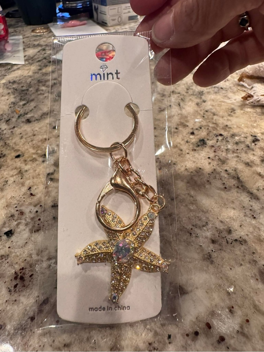 Gold Rhinestone Starfish Keychain - Picture 2 of 3
